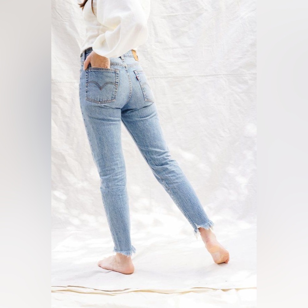 Levi's Wedgie Jeans